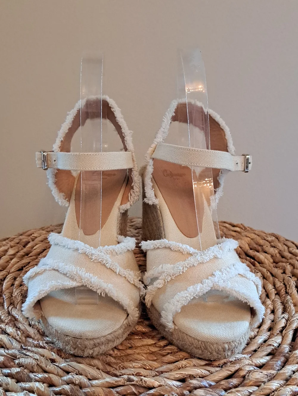 Castaner Womens Luxury Summer Ivory Fringed Canvas Espadrille Wedge Sandals 38